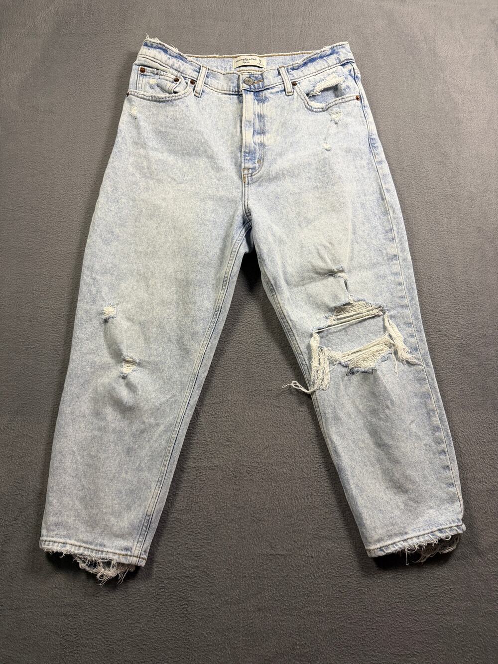 Abercrombie & Fitch The Mom Jeans Womens Size 29 8 Light Wash Distressed Ripped